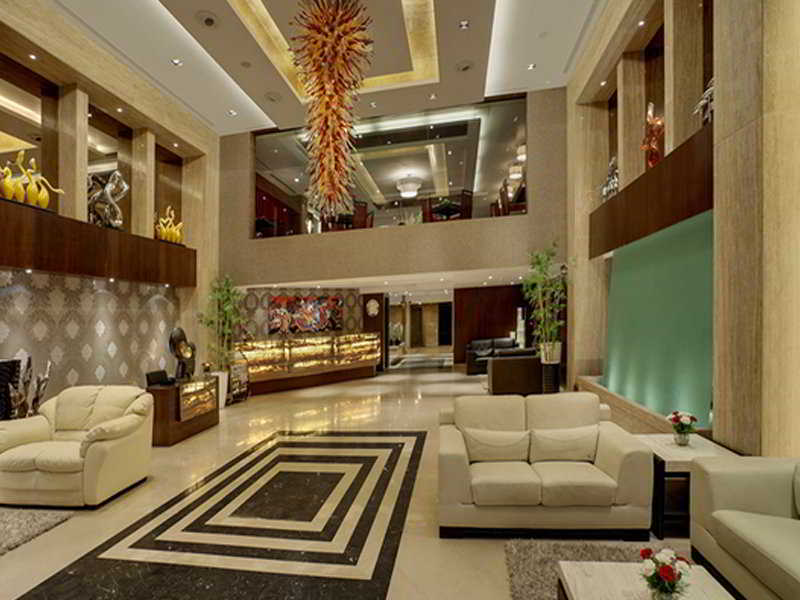 Ramada Ahmedabad Hotel ภายนอก รูปภาพ